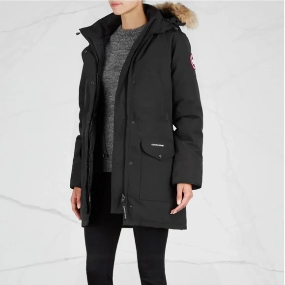 Excellent Preowned Condition Canada Goose Black Ski & Snow Jacket - Picture 11 of 11